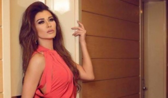 نادين الراسي لخطيبها: بيبي بدي أكل! - فيديو نادين الراسي لخطيبها: بيبي بدي أكل! - فيديو
