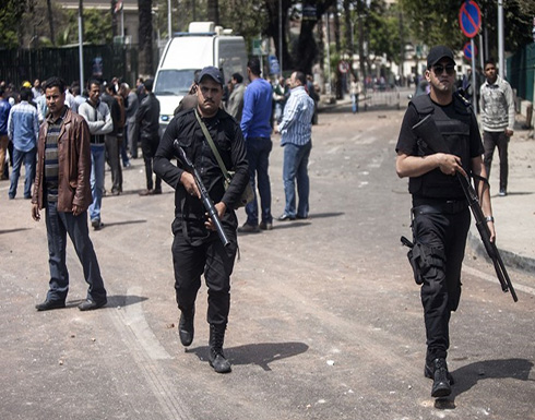 مصر: حشود أمنية تمنع مظاهرات ضد “تيران و صنافير” مصر: حشود أمنية تمنع مظاهرات ضد “تيران و صنافير”