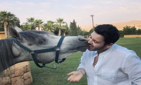 الوليد الحلاني يكشف إصابته وأسرته بفيروس كورونا-بالفيديو الوليد الحلاني يكشف إصابته وأسرته بفيروس كورونا-بالفيديو