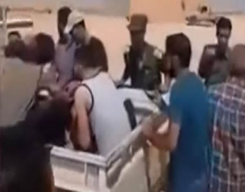 شاهد : العثور على 6 مهاجرين مصريين غير شرعيين مكبلين بالسلاسل في طبرق شاهد : العثور على 6 مهاجرين مصريين غير شرعيين مكبلين بالسلاسل في طبرق