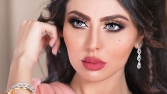 مريم حسين: البوسة بيني وبين تامر حسني "قديمة" من 3 سنين مريم حسين: البوسة بيني وبين تامر حسني "قديمة" من 3 سنين