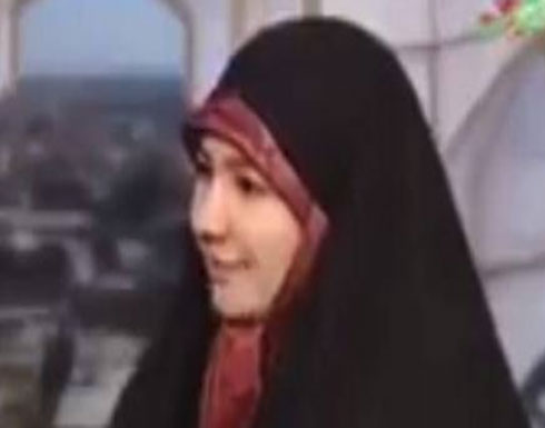 "تقبيل أقدام الأزواج وتدليكها" يدفع التلفزيون الإيراني للاعتذار "تقبيل أقدام الأزواج وتدليكها" يدفع التلفزيون الإيراني للاعتذار