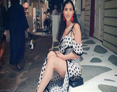 شاهد : بـ جلد أسود.. مى عمر بفستان قصير يعرضها للهجوم شاهد : بـ جلد أسود.. مى عمر بفستان قصير يعرضها للهجوم