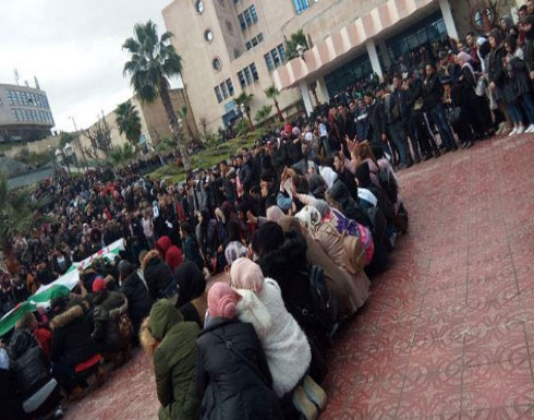 بالفيديو : طلاب جامعة الجزائر يتظاهرون ضد العهدة الخامسة لبوتفليقة بالفيديو : طلاب جامعة الجزائر يتظاهرون ضد العهدة الخامسة لبوتفليقة