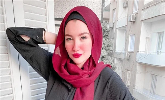 حنين حسام ترقص مجددا على «تيك توك».. ومتابعون: إيه الحركات دي «فيديو»