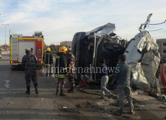 وفاة سائق صهريج بحادث تدهور في معان