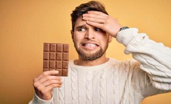 دراسة تكشف علاقة الشوكولاتة بالصداع النصفي! دراسة تكشف علاقة الشوكولاتة بالصداع النصفي!