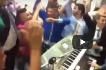 بالفيديو - سمعتم "جنّوا نطّوا"... شاهدوا الأن الفيديو الأول لها وكيف تم اطلاقها