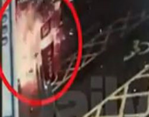 لص يفجر نفسه أثناء سرقة ماكينة "ATM" .. فيديو لص يفجر نفسه أثناء سرقة ماكينة "ATM" .. فيديو
