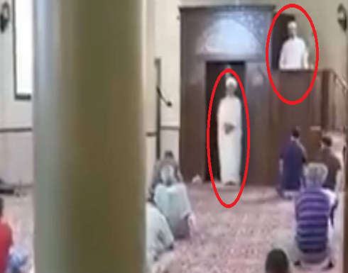 خطيبان يلقيان خطبة الجمعة معا في مسجد واحد في لبنان (فيديو) خطيبان يلقيان خطبة الجمعة معا في مسجد واحد في لبنان (فيديو)