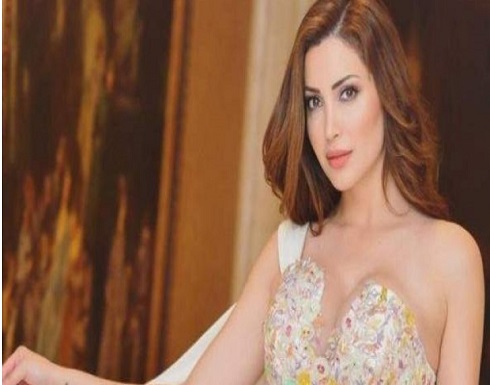 شاهد : نسرين طافش تتألق بإطلالة جريئة من الحجر الصحى شاهد : نسرين طافش تتألق بإطلالة جريئة من الحجر الصحى