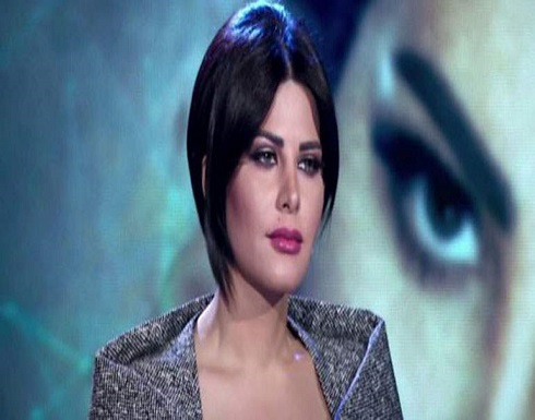 فنانة شهيرة تثير ضجة: أحب جزمي أكثر من العلاقات الرومانسية مع الرجال فنانة شهيرة تثير ضجة: أحب جزمي أكثر من العلاقات الرومانسية مع الرجال