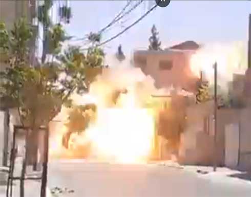 لحظة تدمير طائرات الاحتلال لمنزل عائلة أبو شمالة في غزة .. بالفيديو لحظة تدمير طائرات الاحتلال لمنزل عائلة أبو شمالة في غزة .. بالفيديو
