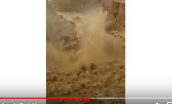 بالفيديو شاهدوا : سيول في البحر الميت بالفيديو شاهدوا : سيول في البحر الميت
