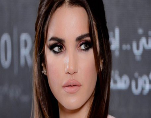 بسيارة هدية.. درة تفاجئ متابعيها بهدية عيد الحب من زوجها بسيارة هدية.. درة تفاجئ متابعيها بهدية عيد الحب من زوجها