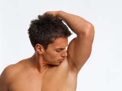 ما سبب الاحساس بوخز تحت الإبط؟