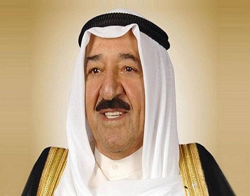 مقاتلات حربية ترافق أمير الكويت لدى عودته إلى البلاد مقاتلات حربية ترافق أمير الكويت لدى عودته إلى البلاد