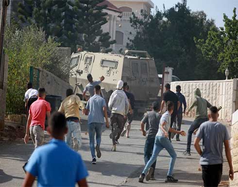 استشهاد فلسطيني طعن مستوطنا ومواجهات مع الاحتلال بمدن الضفة استشهاد فلسطيني طعن مستوطنا ومواجهات مع الاحتلال بمدن الضفة