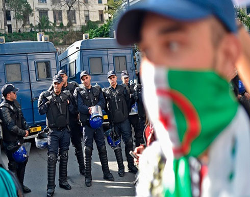 انتهاء الحملات الانتخابية في الجزائر وسط رفض واسع للمشاركة انتهاء الحملات الانتخابية في الجزائر وسط رفض واسع للمشاركة