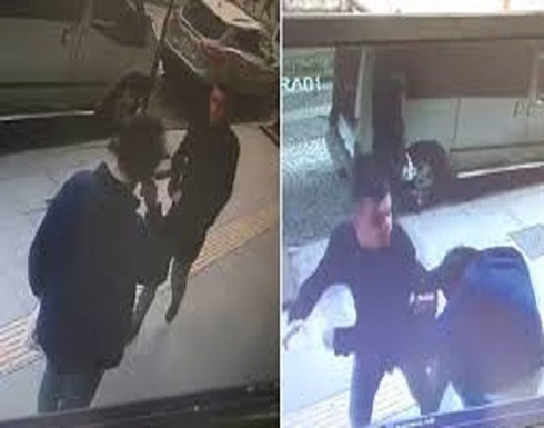 شاهد.. يشوهون طبيباً مصرياً لعدم وجود الدواء المطلوب في صيدليته ببلد عربي شاهد.. يشوهون طبيباً مصرياً لعدم وجود الدواء المطلوب في صيدليته ببلد عربي