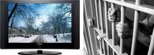 رفض دخول السجن بدون  " تليفزيون " والسبب ؟!