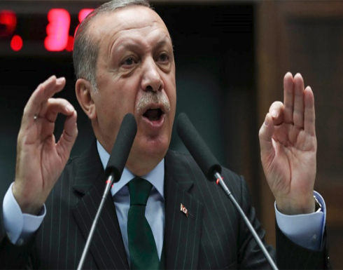 أردوغان: سنجمد ممتلكات وزراء أمريكيين ومن يهددنا لا يعرفنا أردوغان: سنجمد ممتلكات وزراء أمريكيين ومن يهددنا لا يعرفنا