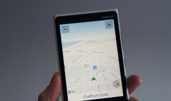نوكيا تسحب خرائطها من متجر أبل