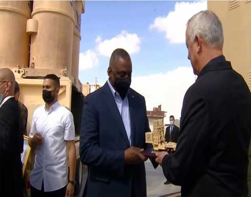 شاهد : وزير الدفاع الأمريكي يزور قاعدة عسكرية إسرائيلية شاهد : وزير الدفاع الأمريكي يزور قاعدة عسكرية إسرائيلية