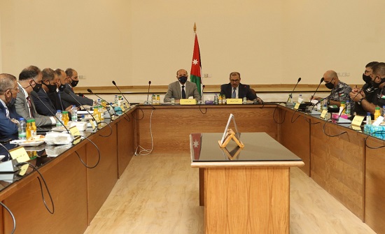 وزير الداخلية : الأردنيون يستمدون العزم على مواصلة الإنجاز من التوجيهات الملكية وزير الداخلية : الأردنيون يستمدون العزم على مواصلة الإنجاز من التوجيهات الملكية