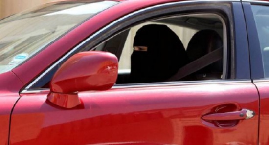 السعودية.. عريس يترك حفل زفافه بسبب رغبة العروس في قيادة السيارة السعودية.. عريس يترك حفل زفافه بسبب رغبة العروس في قيادة السيارة