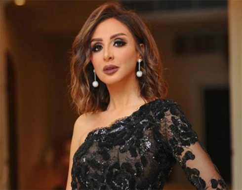 بالصور : أنغام ببلوزة رمادي مطرزة بالفضه تبرز أنوثتها بالصور : أنغام ببلوزة رمادي مطرزة بالفضه تبرز أنوثتها