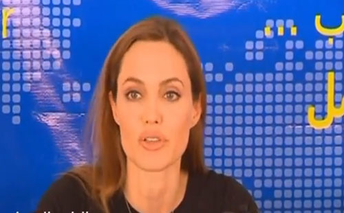 أنجلينا جولي تزور مخيم الزعتري في الأردن