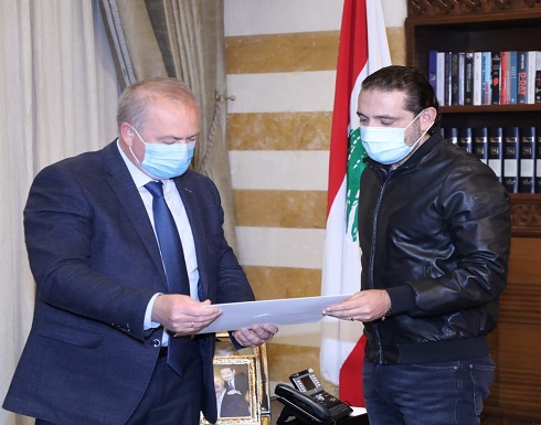 الحريري يبحث مع السفير الروسي العقبات التي تعترض تشكيل الحكومة الحريري يبحث مع السفير الروسي العقبات التي تعترض تشكيل الحكومة