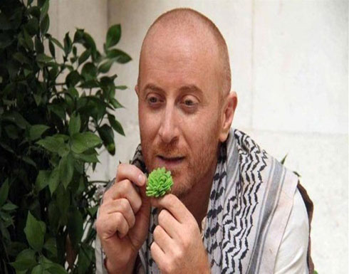 شاهد النمس يقلّد عمرو دياب... وهجوم ساخر ضده شاهد النمس يقلّد عمرو دياب... وهجوم ساخر ضده