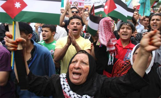 وقفات غضب تعم أرجاء الأردن (التفاصيل) وقفات غضب تعم أرجاء الأردن (التفاصيل)