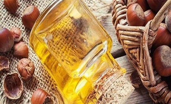 فوائد زيت البندق للبشرة.. كولاجين طبيعي! فوائد زيت البندق للبشرة.. كولاجين طبيعي!