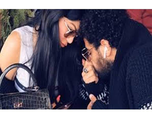 ظهور مستندات في قضية هيفاء وهبي و"وزيري" تفجر مفاجأة .. بالفيديو ظهور مستندات في قضية هيفاء وهبي و"وزيري" تفجر مفاجأة .. بالفيديو