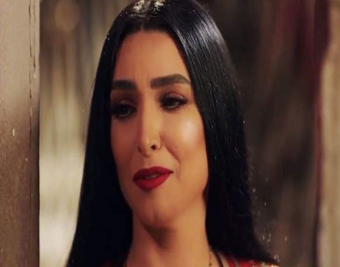 إليكم مشهد روجينا في مسلسل "البرنس" الذي هاجمها الكويتيون بسببه- بالصورة إليكم مشهد روجينا في مسلسل "البرنس" الذي هاجمها الكويتيون بسببه- بالصورة