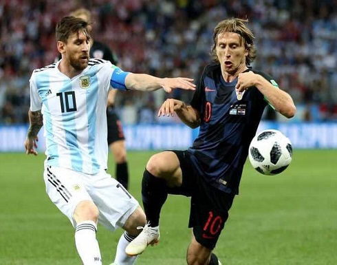 إنريكي يبدي رأيه بمودريتش.. ويقارنه بميسي إنريكي يبدي رأيه بمودريتش.. ويقارنه بميسي