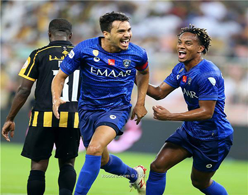 بالصور.. الهلال يكرس عقدة الاتحاد ويستعيد صدارة الدوري السعودي بالصور.. الهلال يكرس عقدة الاتحاد ويستعيد صدارة الدوري السعودي