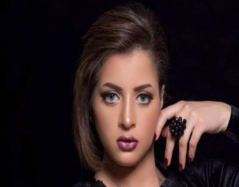 شاهد : بطلة "الفيديوهات الإباحية" منى فاروق في المستشفي للمرة الثانية شاهد : بطلة "الفيديوهات الإباحية" منى فاروق في المستشفي للمرة الثانية