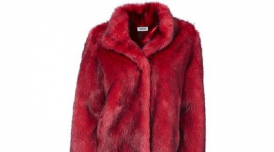 كيف تنسقين الجاكت الفرو الملون؟