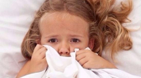 كيف يساعد الآباء أطفالهم في التأقلم مع الكوابيس؟ كيف يساعد الآباء أطفالهم في التأقلم مع الكوابيس؟