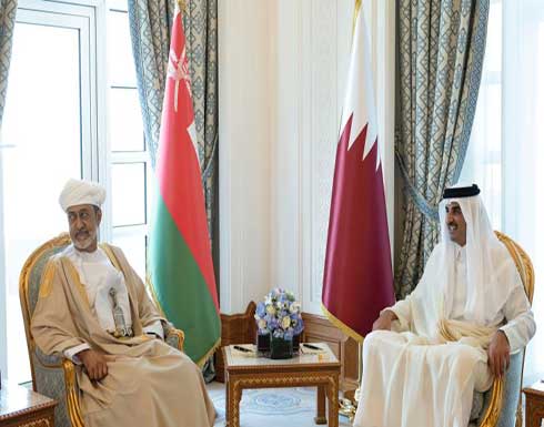شاهد : مراسم استقبال أمير قطر لسلطان عمان في الديوان الأميري شاهد : مراسم استقبال أمير قطر لسلطان عمان في الديوان الأميري