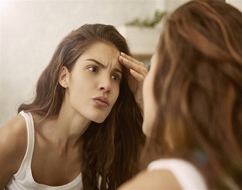 تخلصي من تجاعيد ما بين الحاجبين بوصفات فعالة تخلصي من تجاعيد ما بين الحاجبين بوصفات فعالة