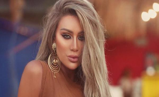 فستان شفاف.. مايا دياب تخطف الانظار بإطلالة جريئة فوق الركبة.. شاهد فستان شفاف.. مايا دياب تخطف الانظار بإطلالة جريئة فوق الركبة.. شاهد