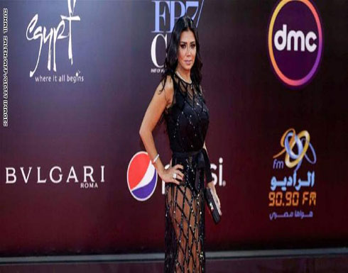 بالفيديو : فستان رانيا يوسف تابع.. المصوّر متهم بنشر الفجور! بالفيديو : فستان رانيا يوسف تابع.. المصوّر متهم بنشر الفجور!