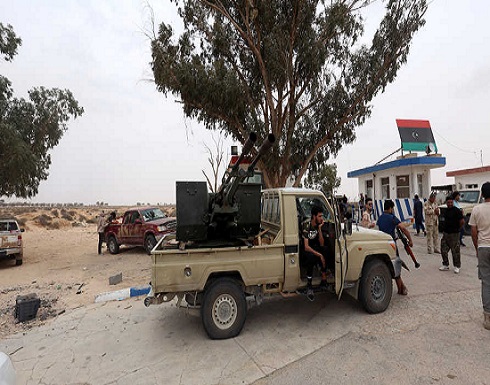 مصادر: طائرات تقصف قاعدة الوطية الجوية في ليبيا مصادر: طائرات تقصف قاعدة الوطية الجوية في ليبيا