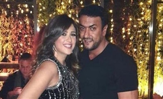ياسمين عبد العزيز تدفع أحمد العوضي لاتخاذ أخطر موقف بحياته ياسمين عبد العزيز تدفع أحمد العوضي لاتخاذ أخطر موقف بحياته