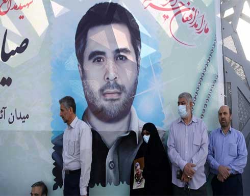"نيويورك تايمز": طهران تعتقد أن إسرائيل اغتالت عالمين إيرانيين بتسميم طعامهما "نيويورك تايمز": طهران تعتقد أن إسرائيل اغتالت عالمين إيرانيين بتسميم طعامهما